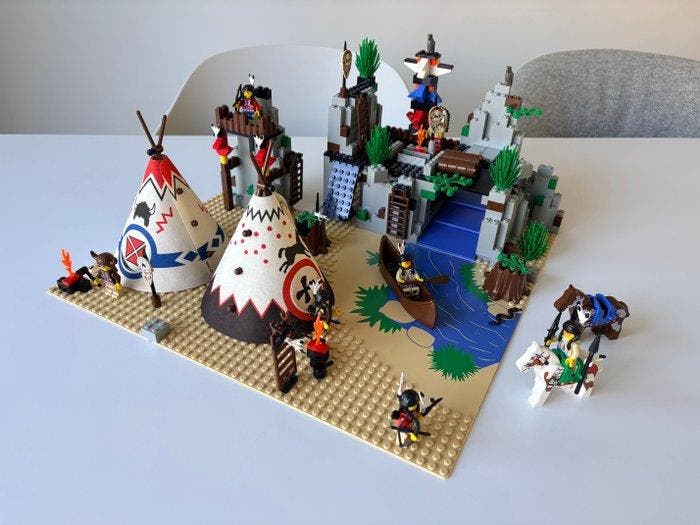 Lego Set - 6763 - Western - Rapid River Village, Enfants & Bébés, Jouets | Duplo & Lego