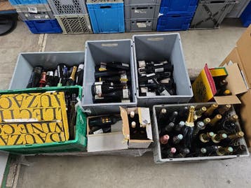 (110x) fles(sen) Diverse wijnen & mousserende..., Verzamelen, Wijnen, Nieuw