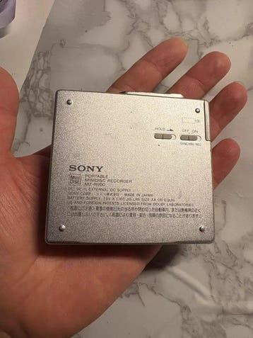 Sony - MZ-R900 Lecteur-enregistreur de MiniDiscs portable