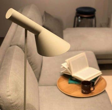 Louis Poulsen - Arne Jacobsen - Lampadaire - AJ white -