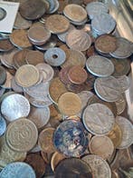 Wereld. Collection of coins (Zonder minimumprijs), Postzegels en Munten