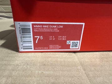 Nike - Dunk Low - Sneakers - Maat: EU 38.5 - Nieuw met tags