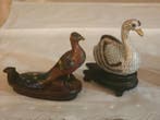 Collectie met dierenthema - Cloisonné-figuren (uilen, zwaan,