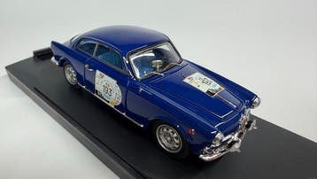 Bang 1:43 - Voiture miniature - Alfa Romeo Giulietta Sprint