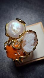Koraal - Zilver - Ring - cameo, koraal en parel, Verzamelen