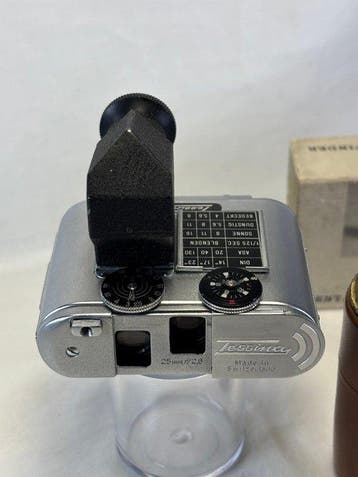 Concava Tessina L + pentaprism viewfinder + case Caméra