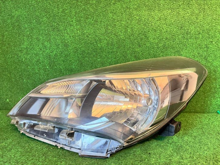 Phare av. gauche Toyota Yaris III Phase 2 2014 - 2017 H7, Auto-onderdelen, Verlichting, Ophalen