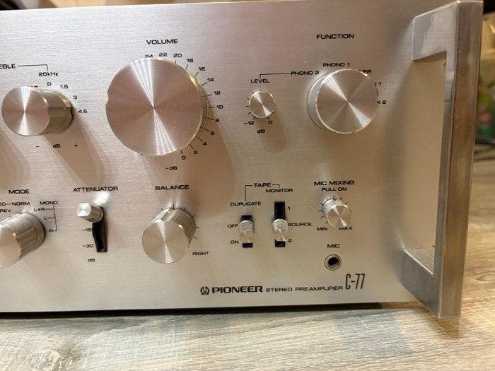 Pioneer - C-77 Voorversterker, TV, Hi-fi & Vidéo, Radios