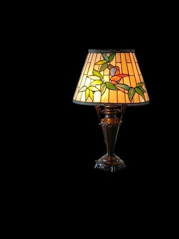 Tiffany Style - Tafellamp - Glas, Lood, Metaal, 60 cm.
