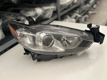 MAZDA 6 HALOGEN KOPLAMP RECHTS USA, Auto-onderdelen, Verzenden, Gebruikt, Mazda