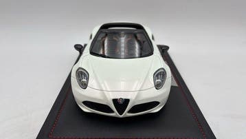 BBR 1:18 - Voiture miniature - Alfa Romeo 4C Spider 84, Nieuw