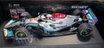 Minichamps 1:18 - Modelauto - MERCEDES -AMG PETRONAS FORMULA