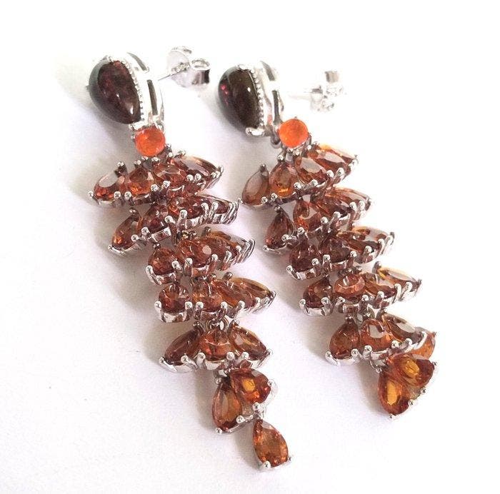 Sans prix de réserve - Boucles doreilles goutte deau, Handtassen en Accessoires, Antieke sieraden