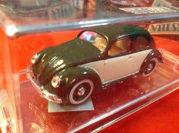 Vitesse 1:43 - Voiture de course miniature (6) - a very nice, Nieuw