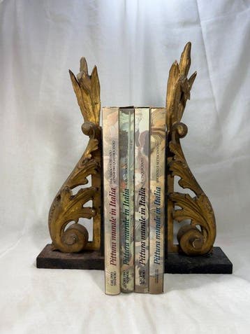 Boekensteunen (2) - Hout - Een paar boekensteunen.