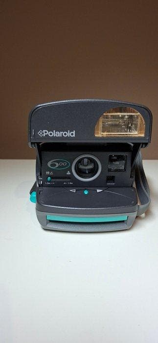 Polaroid 600 Instant camera, TV, Hi-fi & Vidéo