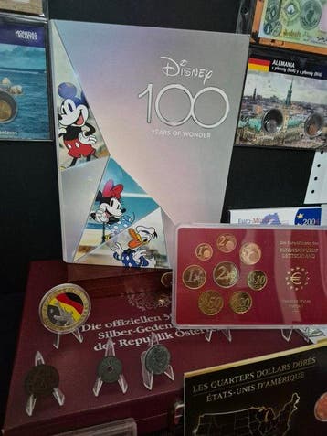 Wereld. Scarce German Notgeld Coins & Disney Mickey Mouse