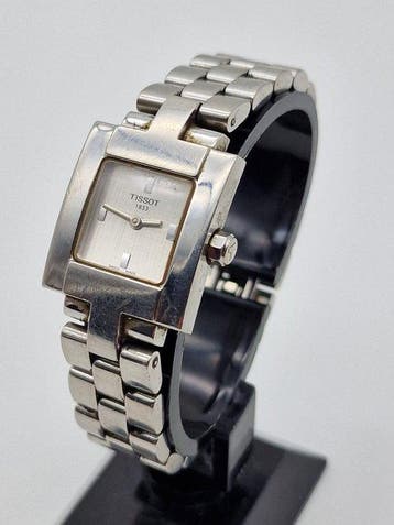 Tissot - Classics - Sans prix de réserve - Femme - 1990-1999, Handtassen en Accessoires, Horloges | Heren, Nieuw