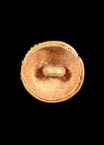 Époque Viking Or Appliqué bombé (Sans prix de réserve)