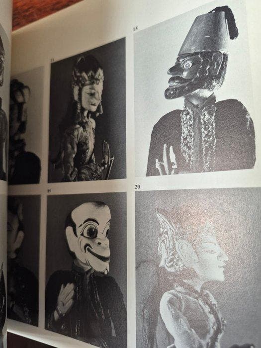 Matériels sur les marionnettes à tiges javanaises – Musée, Antiquités & Art, Art | Art non-occidental