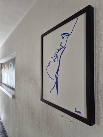 Liesens - Kiss from a Rose (Handpainted on white canvas met