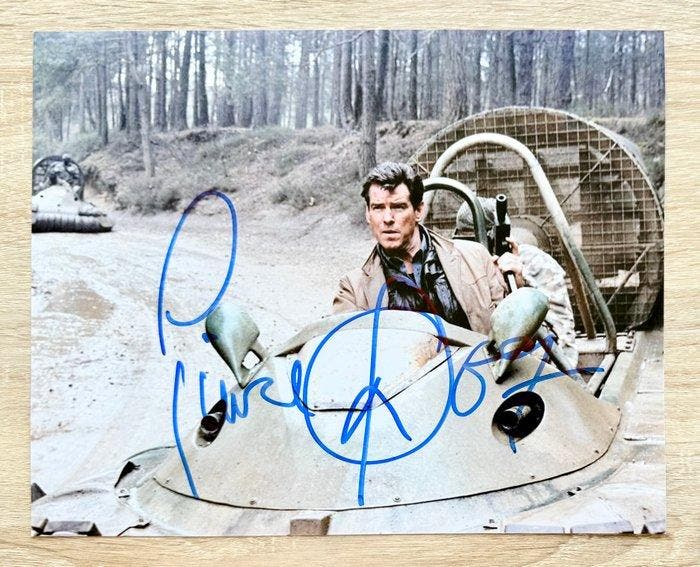 James Bond, Verzamelen, Film en Tv