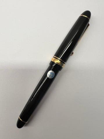 Pilot - 742 - Stylo à plume