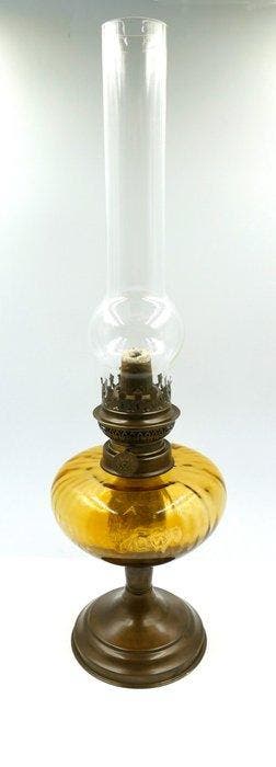 Petroleumlamp - Messing, Glas