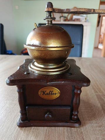 unbekannt - unbekannt - Koffiemolen (3) - onbekend - Hout