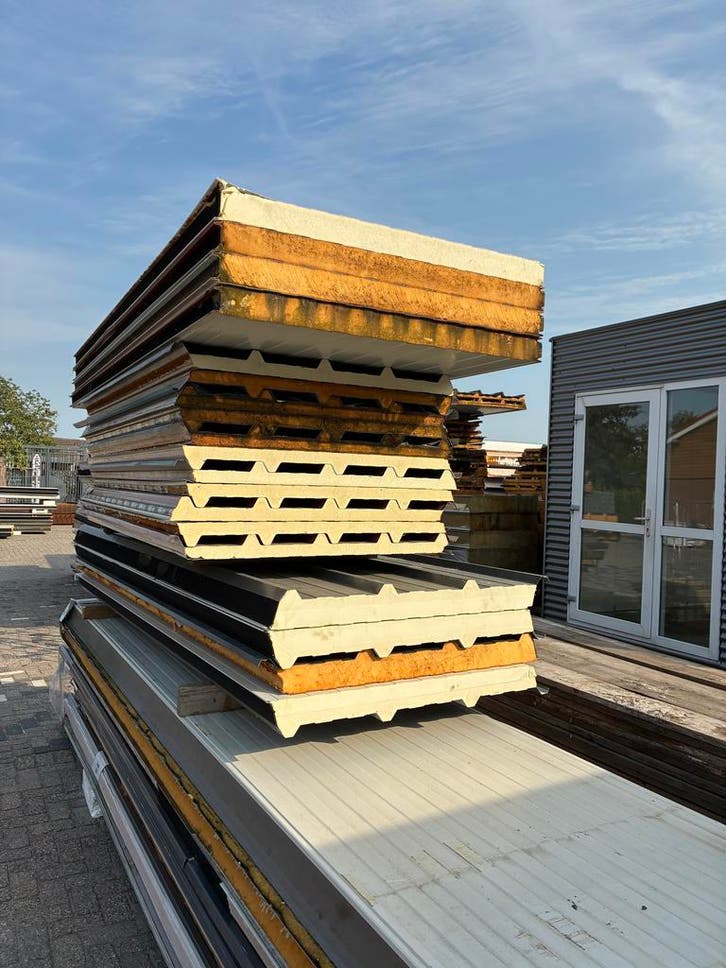 Sandwichpanelen Gebruikt diverse diktes en kleuren, Doe-het-zelf en Bouw, Platen en Panelen, Gebruikt, 50 tot 100 mm, Overige materialen