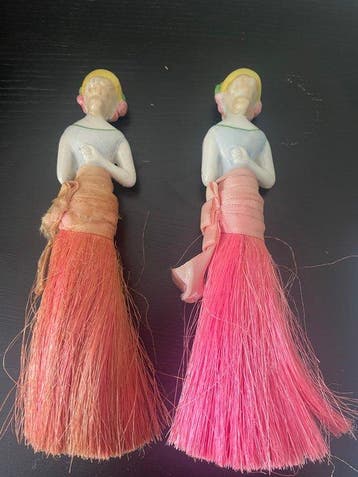 Beeldje - Half-doll tassle figurines (2) - Porselein,