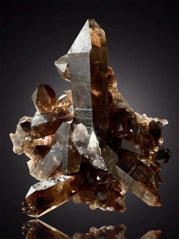 2,3 kg / 26 cm, qualité supérieure de quartz fumé avec une