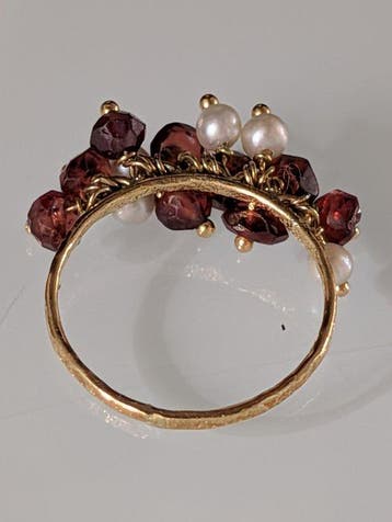 Ring - 18 karaat Geel goud Granaat - Parel, Nieuw