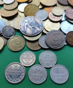Monde. Lot of 200 coins, incl. silver, various metals and
