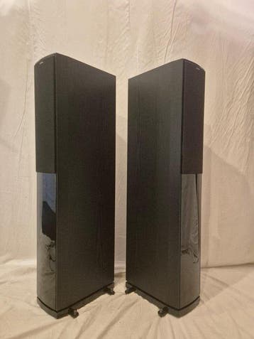 Jamo - S 606 enceinte colonne 3 voies à évent bass-reflex +