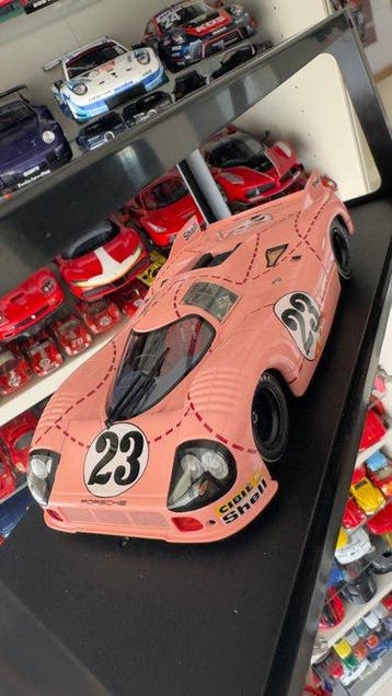 Werk83 1:18 - Voiture miniature - Porsche 917/20 Pink Pig, Hobby & Loisirs créatifs
