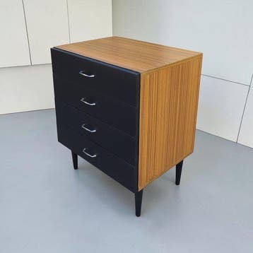 Ladekast - Hout - Vintage dressoir uit PRL 1976
