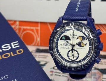Omega x Swatch - Mission to Earthphase Moonshine Gold - Sans, Nieuw