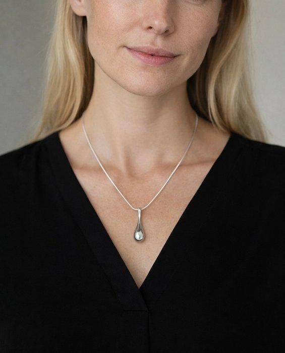 Alton - Zilver - Ketting met hanger, Antiquités & Art, Antiquités | Meubles | Chaises & Canapés