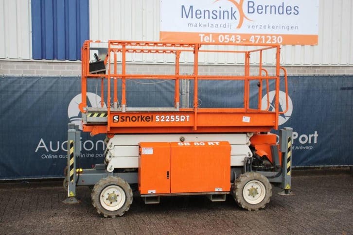 Veiling: Schaarlift Snorkel S2255RT Diesel 8.5m 2019, Articles professionnels, Machines & Construction | Ascenseurs, Échafaudages & Échelles