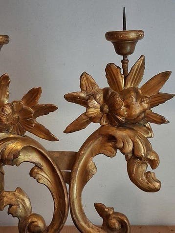 Chandelier - Bois - Volute décorative baroque en bois doré