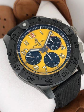 Breitling - Avenger B01 Chronograph 44 Night Mission -