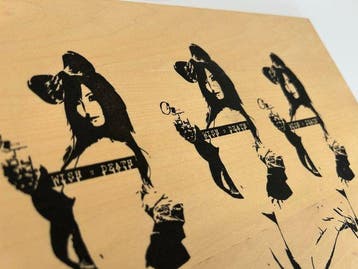 DEATH NYC - Graffiti sur planche de bois. _ Death (USA) _