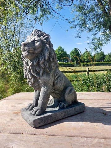 Beeld, tuinbeeld leeuw - 35 cm - cast stone