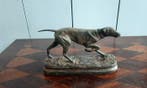 P. Chenet - Figuur - Jachthond - Brons