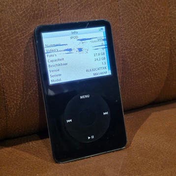Apple - iPod Classic 5th Generation 30GB Black – Model