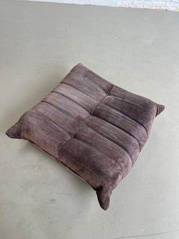 Ligne Roset - Michel Ducaroy - Kruk - Togo - Wol, Antiek en Kunst