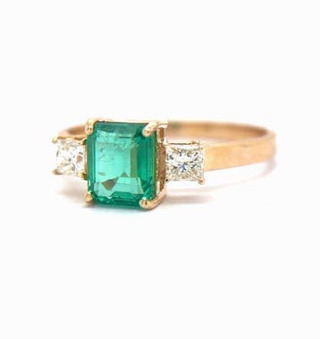 Ring - 14 karaat Geel goud - 1.23ct. tw. Smaragd - Diamant