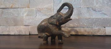 sculptuur, Éléphanteau en bronze . Originale signé - 7.5 cm