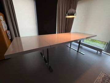 Ligne Roset - Eettafel - Hout, Chroom